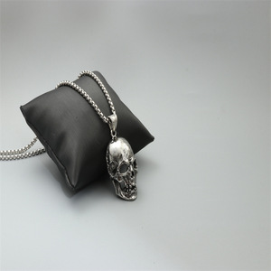 Collar con colgante de calavera de acero inoxidable, regalo unisex, joyería de moda - Product Image 3