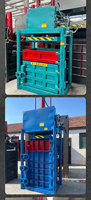 Presse à balles verticale hydraulique à quatre portes personnalisée, adaptée à la compression et à l'emballage des vêtements.