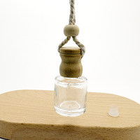 Flacon de parfum de voiture en verre transparent de luxe 8 ml, personnalisable avec logo, bouchon à vis, corde de suspension, emballage en bois, marque ZY