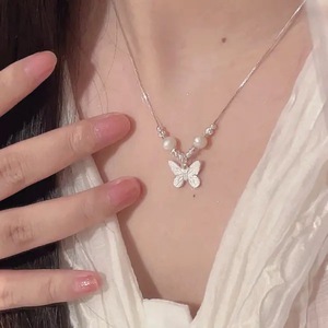 Gargantilla minimalista ajustable con forma de mariposa, cadena delicada seccionada para mujer, subcultura gótica, regalo de moda - Product Image 4