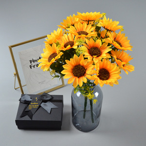 Ramo de Girasoles Artificiales Dongchen Crafts de 30cm-100cm, Flor de Seda para Decoración del Hogar y Bodas - Product Image 1