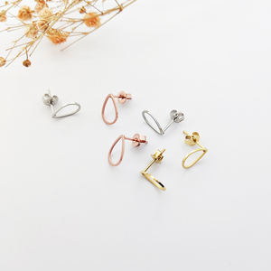 <span class=keywords><strong>Pendientes</strong></span> de lágrima 316L, <span class=keywords><strong>pendientes</strong></span> de línea hueca mínima, <span class=keywords><strong>Mini</strong></span> <span class=keywords><strong>pendientes</strong></span> colgantes geométricos, joyería de tendencia simplista - Product Image 2