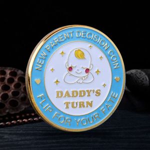 Оптовая продажа, мягкие эмалированные монеты для начинающих родителей, золотые серебряные металлические детские монеты, УФ, черный никель «мама папа» - Product Image 3