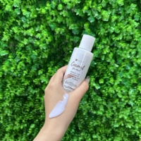 Nettoyant d'hygiène féminine de marque privée à base de plantes, noix de coco soin féminin huile de yoni vente en gros sérum de soins intimes Ph équilibré huile de vagin