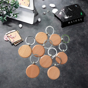 Kit Accessori Fai-da-Te Economico per Incisione Nomi su <span class=keywords><strong>Portachiavi</strong></span> <span class=keywords><strong>in</strong></span> <span class=keywords><strong>Legno</strong></span> di Faggio con Metallo <span class=keywords><strong>in</strong></span> Lega, Souvenir o Regalo Artigianale - Product Image 3