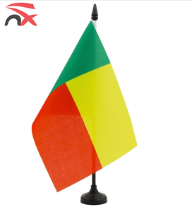 Venta al por mayor <span class=keywords><strong>Benin</strong></span> <span class=keywords><strong>bandera</strong></span> nacional conjunto regalos mano ondeando mapa collar pulsera llavero manta colgante Mesa <span class=keywords><strong>bandera</strong></span> para promoción - Product Image 4