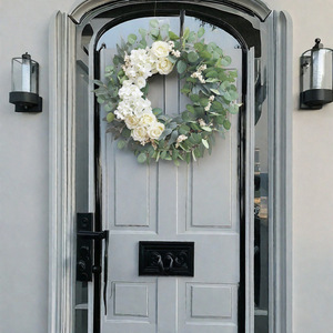 Guirlande florale neutre écologique en plastique 45cm Baies blanches Printemps Été Saint-Valentin Décoration à suspendre à la porte Intérieur Extérieur Vente en gros - Product Image 2
