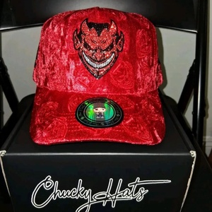 Gorra de béisbol de gamuza personalizada de 5 paneles con forro de satén, diseño GRAFFITI, con logo de demonio, para mascotas y humanos - Product Image 1
