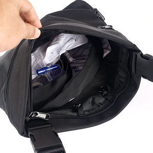 ที่ใส่ถุงเก็บปัสสาวะแบบแฮนด์ฟรี พร้อมซิปกันรั่ว สายสะพายไหล่ปรับได้ และปลอกท่อสำหรับผู้ป่วยที่ใช้สายสวนปัสสาวะ - Product Image 3