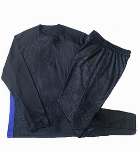 Conjunto Deportivo 2526 ForBarcelona de Manga Larga y Cuello Redondo con Estampado por Transferencia Térmica en Beige, Negro y Azul, en Spandex/Poliéster - Product Image 2