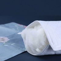 Fibre de polyester à agrafe 3D hypoallergénique bon matériau pour remplir motif siliconé recyclé et bactériostatique