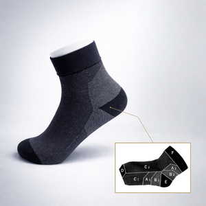 Chaussettes de sport unisexes respirantes et fonctionnelles de marque, antidérapantes pour réduire la fatigue - Product Image 2