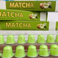 Capsules mélangées au matcha et aux fraises, capsules à la vanille