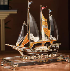 Cadeau de déménagement haut de gamme de luxe léger, sculpture de <span class=keywords><strong>voilier</strong></span> en alliage de zinc, ornement décoratif de style chinois Feng Shui - Product Image 2