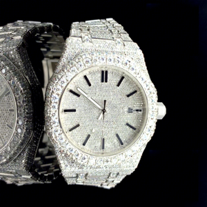 Montre en acier inoxydable avec cadran en verre et diamants Moissanite blancs, étanche 10 bars, bracelet Moissanite avec fermoir spécial - Product Image 1
