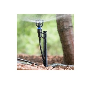 Arroseurs de jardin résistants aux intempéries avec plusieurs modèles de pulvérisation et arroseurs de jardin de conception faciles à utiliser - Product Image 1