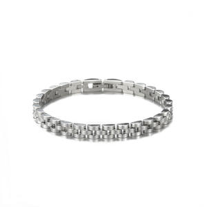 Pulseras de acero inoxidable de moda para hombres y mujeres Bandas de reloj chapadas en acero de titanio de 6mm Brazaletes elegantes - Product Image 5