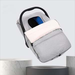 Housse de siège auto bébé matelassée chaude pour l'hiver, protection contre les intempéries - Product Image 5