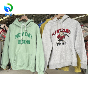 Felpe con cappuccio da <span class=keywords><strong>uomo</strong></span> vestiti di seconda mano per gli uomini con cappelli felpe essenziali con cappuccio all'ingrosso <span class=keywords><strong>abiti</strong></span> usati grossisti <span class=keywords><strong>online</strong></span> - Product Image 4