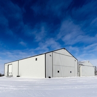 Entrepôt en acier préfabriqué robuste, structure métallique préfabriquée pour le stockage de marchandises en usine