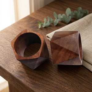 Porte-serviettes traditionnels en bois écologiques pour mariages, fêtes, hôtels, restaurants - Décoration de table artisanale unique d'Inde - Product Image 1