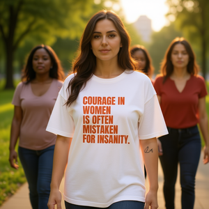 T-shirt Oversize da Donna per il Potenziamento Femminile, Girocollo, 100% Cotone, Vestibilità Ampia, Per Tutte le Stagioni, Stampa Serigrafica con Scritta - Product Image 2