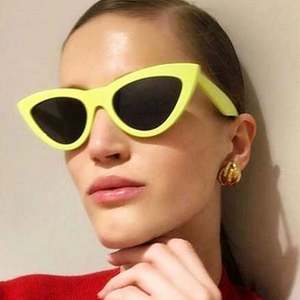 Vente en gros 2021 Lunettes de soleil pour femmes de haute qualité vintage rouge bleu UV400 Cat Eye - Product Image 2