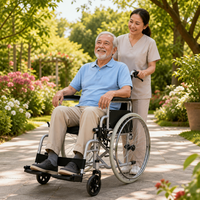 Fauteuil roulant manuel pliant robuste avec freins à main et repose-pieds rabattables pour voyages, hôpitaux et personnes âgées
