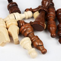 Échecs de haute qualité fabriqués en Chine, différentes tailles, pièces de grande taille, vente en gros