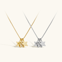 Kalung Liontin FUAMAY Gaya Celestial Ramah Lingkungan Berlapis Emas 18K/Rhodium dengan Tekstur Bertumpuk Tiga Bintang CZ Grosir