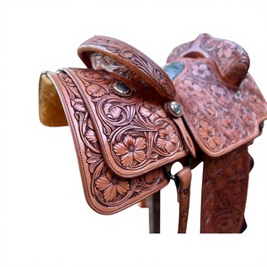 Silla de montar inglesa personalizada de alta calidad, cuero genuino, estructura de madera resistente, brida para caballo sostenible BS International - Product Image 4