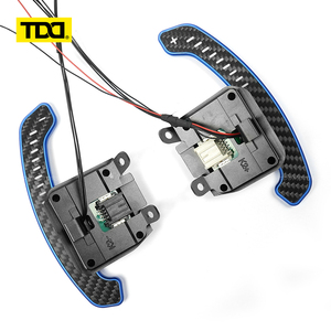 Palancas de cambio magnéticas de fibra de carbono TDD LED para el volante del Chevrolet Corvette C8. - Product Image 1