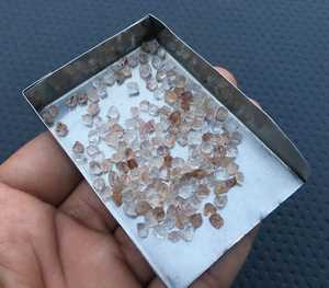 50 Piezas de Cristal de Rutilo de Cobre Natural, Piedra Preciosa en Bruto Sin Tratar, Calidad AAA, Efecto Estrella, para Fabricación de Joyas, Corte en Bruto de 2-4 mm, Colección - Product Image 3