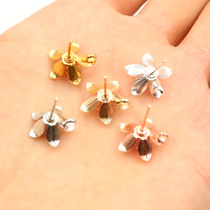 10 pièces (5 paires) de boucles <span class=keywords><strong>d</strong></span>'oreilles à clous <span class=keywords><strong>en</strong></span> forme de fleur plaquées <span class=keywords><strong>argent</strong></span> antique, or et bronze, 14x14mm, connecteurs <span class=keywords><strong>pour</strong></span> la fabrication de bijoux - Product Image 2