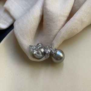 Pendientes <span class=keywords><strong>de</strong></span> perlas <span class=keywords><strong>de</strong></span> aguja <span class=keywords><strong>de</strong></span> plata chapados en oro para mujer, pendientes <span class=keywords><strong>de</strong></span> lujo ligeros franceses, joyería <span class=keywords><strong>de</strong></span> diseñador <span class=keywords><strong>de</strong></span> lujo <span class=keywords><strong>de</strong></span> <span class=keywords><strong>alta</strong></span> moda - Product Image 3