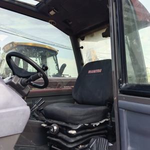 Chariot télescopique Manitou MT-X 1740 d'occasion Capacité de 4 tonnes Portée de 17.4m Moteur Perkins en basse heure - Product Image 6