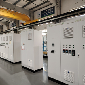 ตู้ควบคุมมอเตอร์ (MCC) ได้รับการรับรองมาตรฐาน IEC 380V พร้อมแผงจ่ายไฟฟ้าอุตสาหกรรม บัสบาร์ทองแดง และสวิตช์เกียร์ไฟฟ้าเหล็ก - Product Image 6