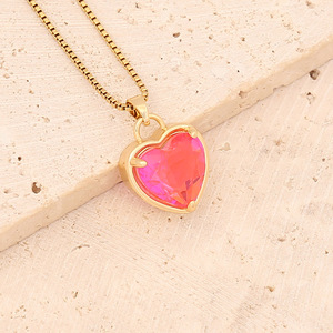 Collier de mode élégant en acier inoxydable multicolore dégradé de paillettes rêveur coloré coeur pendentif collier de clavicule de mode - Product Image 3