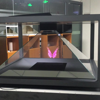 Écran en verre pour projection holographique 16:9 pour affichage panoramique à 360 degrés, expérience immersive pour les halls d'exposition