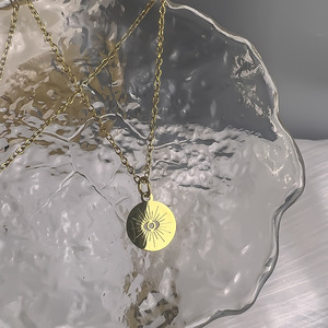 Ciondolo gioielli in acciaio inossidabile placcato oro 18k con cuore cavo di moda - Product Image 5