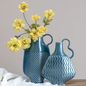 热销瓷器中世纪花瓶复古瓷器摆件ins家居装饰花瓶