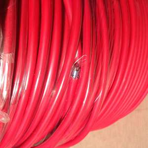 Câble d'alarme incendie rouge 16/2 cuivre 16awg 2 conducteurs blindés 1000 pieds bobine ignifuge - Product Image 4