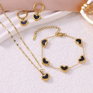 <span class=keywords><strong>Set</strong></span> di Gioielli in Acciaio Inossidabile 316L Placcato Oro 18K, Collana, Bracciale e Orecchini con Cuore Smaltato Rosa, Impermeabile, Regalo per Donne - Product Image 4
