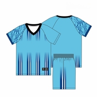Ensemble maillot et short de football pour équipe |   Uniforme de football personnalisé respirant à séchage rapide anti-bactérien imprimé numériquement 100% polyester