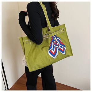 Sacs fourre-tout tendance pour femmes, grande capacité, sacs de shopping en polyester, sac à main pour femmes - Product Image 3