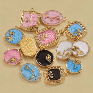จี้รูปดอกกุหลาบ ใบไม้ และพืชเคลือบสีทอง 18K PVD บนสแตนเลสสตีล สำหรับทำเครื่องประดับ DIY |   กันน้ำ ป้องกันการแพ้ และทนทาน - Product Image 1