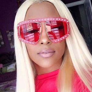 Nuevas Gafas de Sol de Lujo para Mujer, Montura Grande, Cristal Cuadrado, Estilo Perla, 2021 - Product Image 2