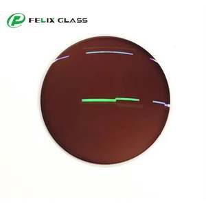 Lentilles photochromiques en résine HMC à dôme 1,56 personnalisables en gros, vision simple transparente avec revêtement vert, effet optique brun - Product Image 6