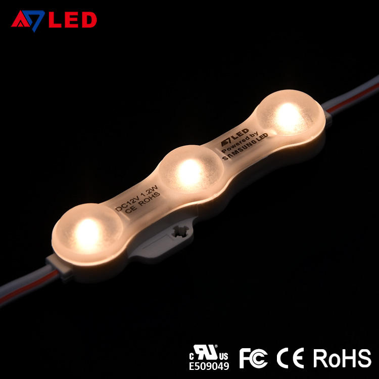 สีขาวอบอุ่น