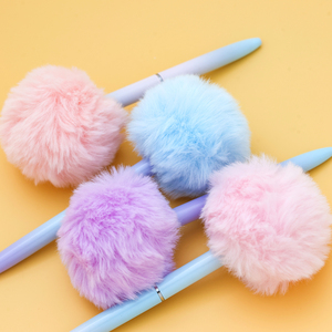 Bolígrafo de Peluche Kawaii con Bola de Peluche Suave, Herramienta para Escribir y Aliviar el Estrés para Estudiantes, Bolígrafo de Punta Redonda Suave, Artículo de Papelería Novedoso - Product Image 6